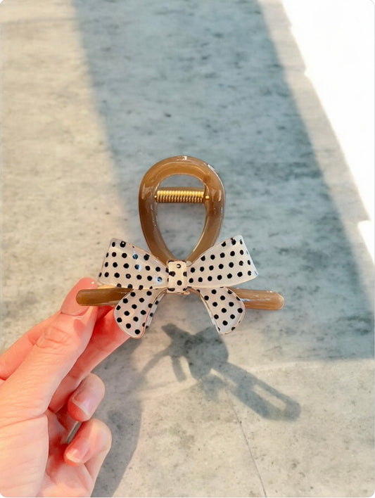 Café ribbon claw clip