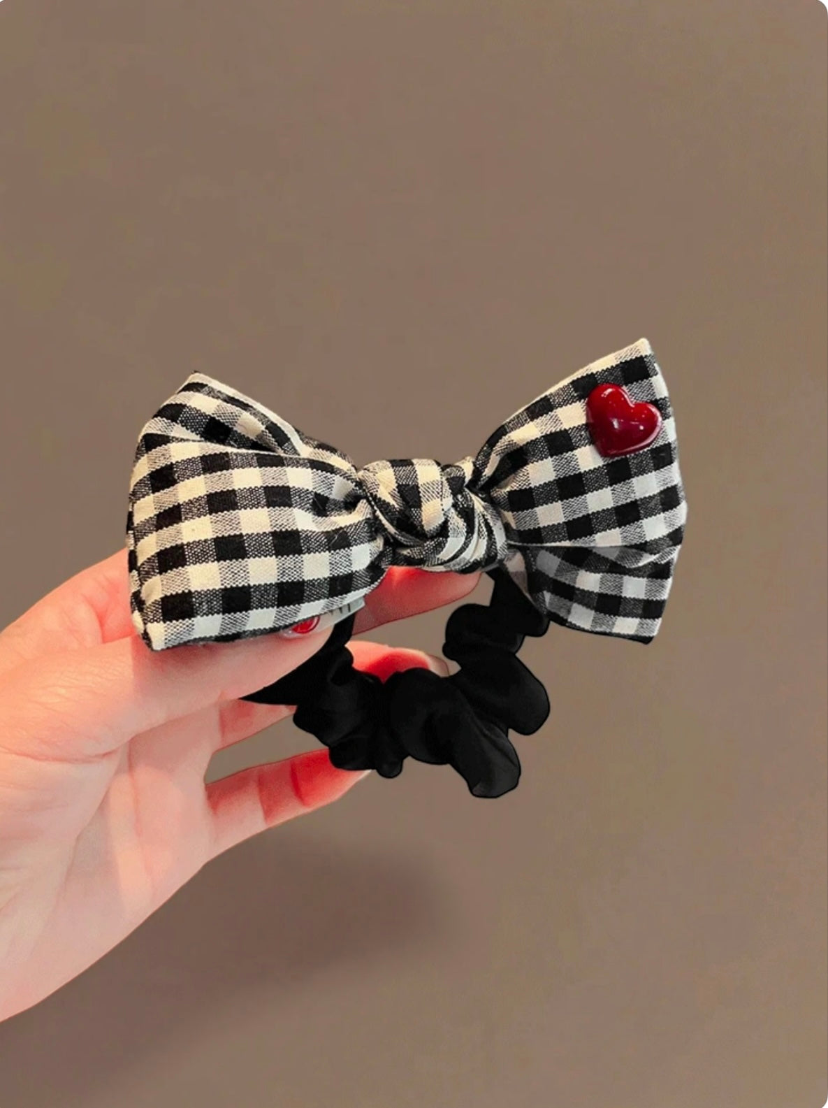 Gingham heart whisperer ponytailer