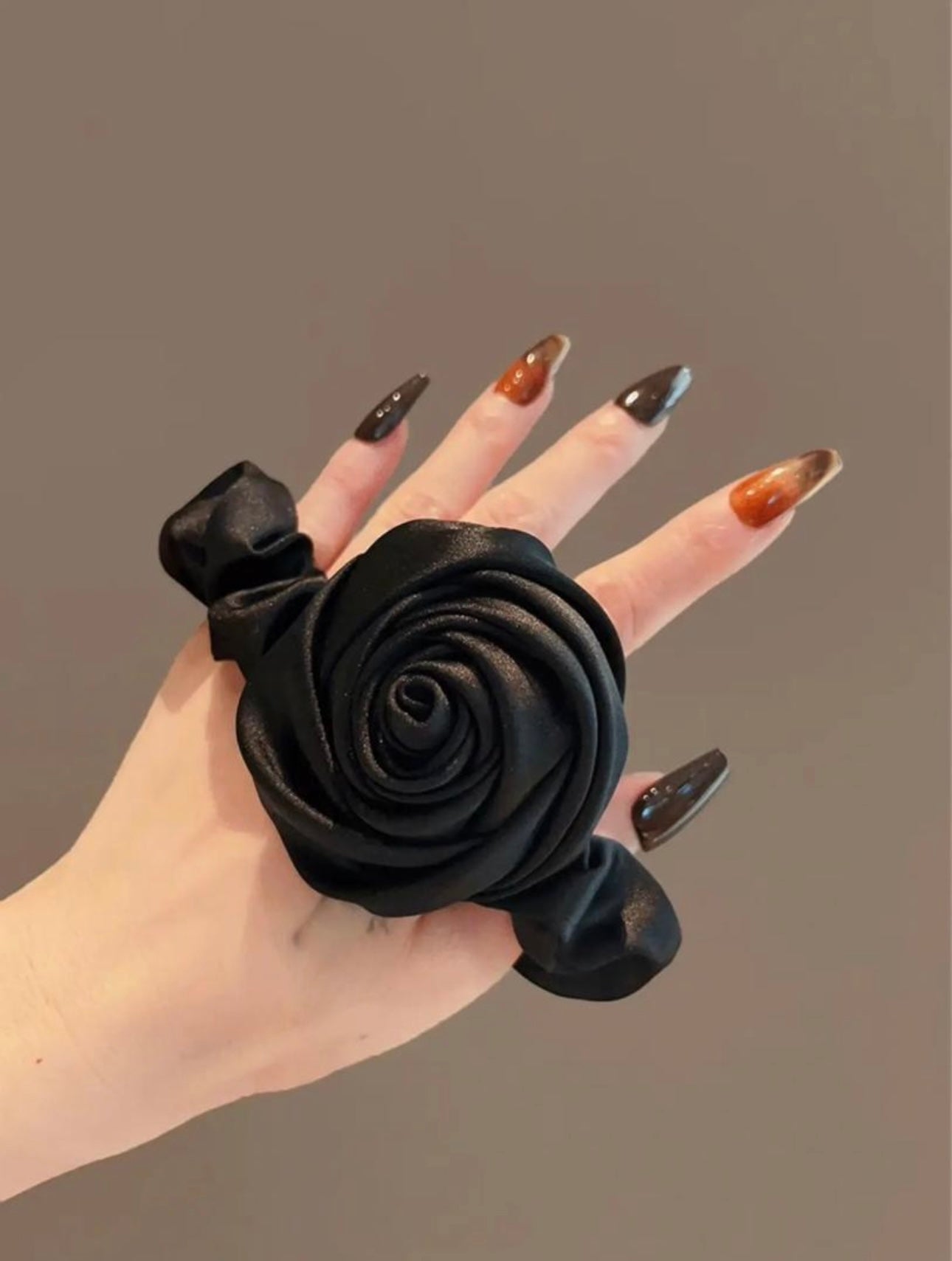 Obsidian rose ponytailer