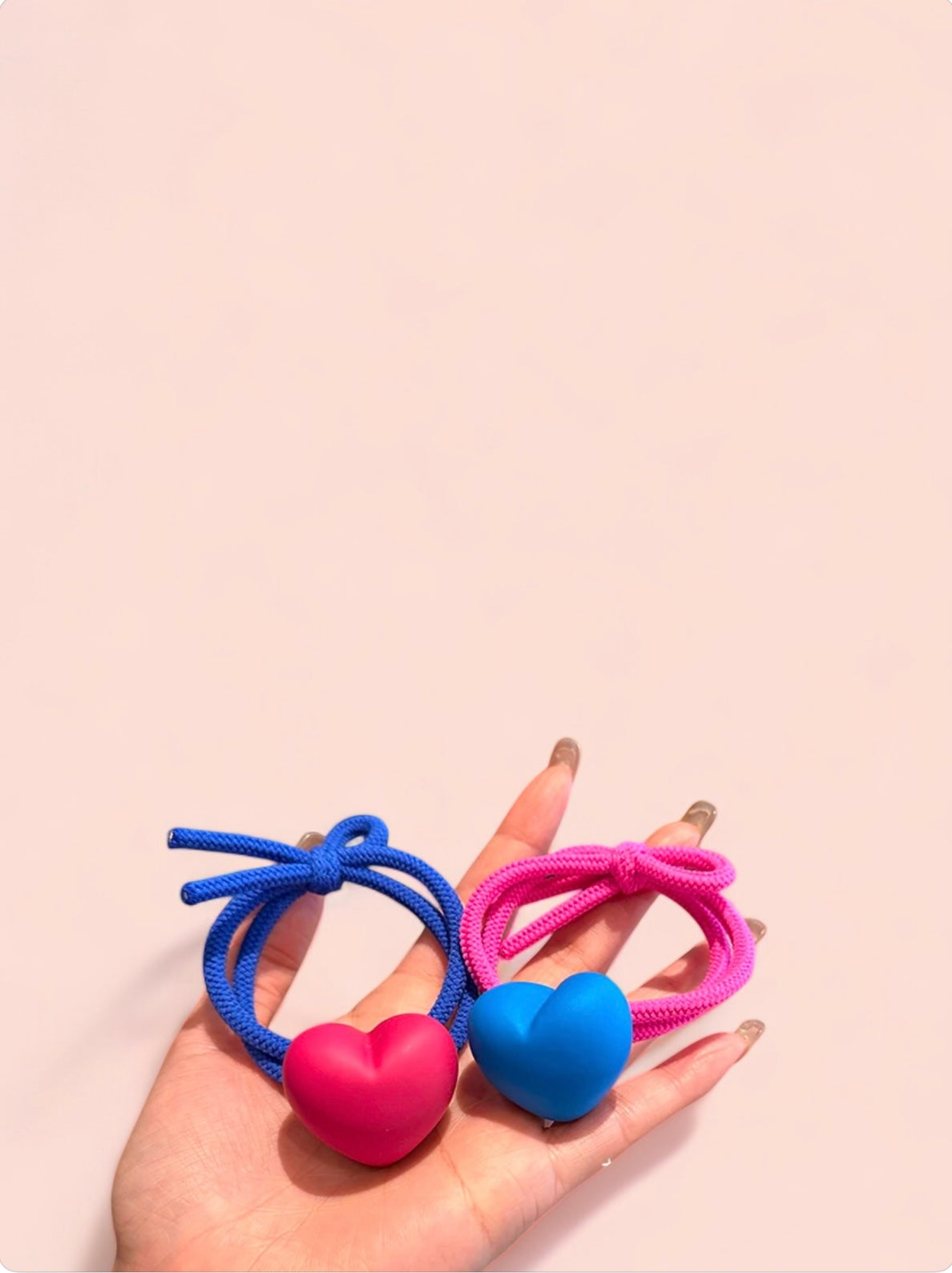 HeartPop hair tie