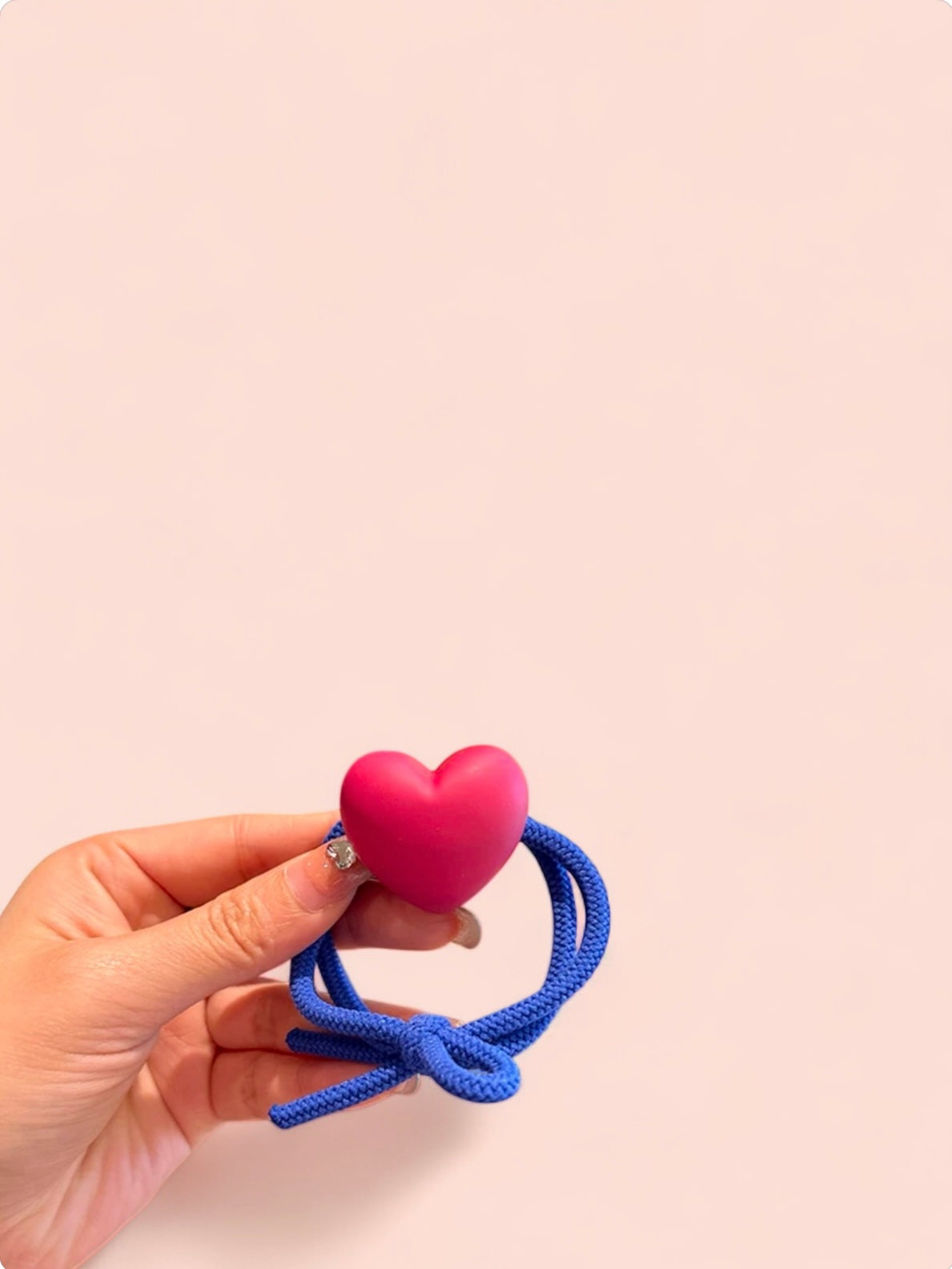 HeartPop hair tie