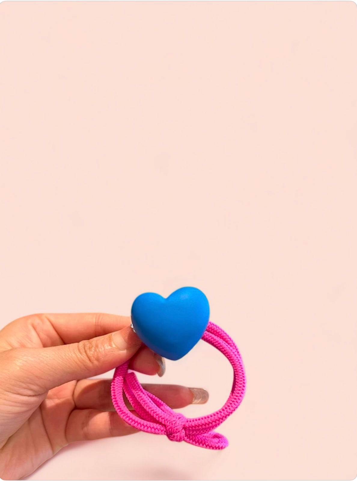 HeartPop hair tie