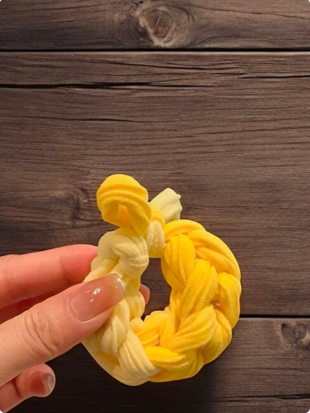 Candy twist hair tie